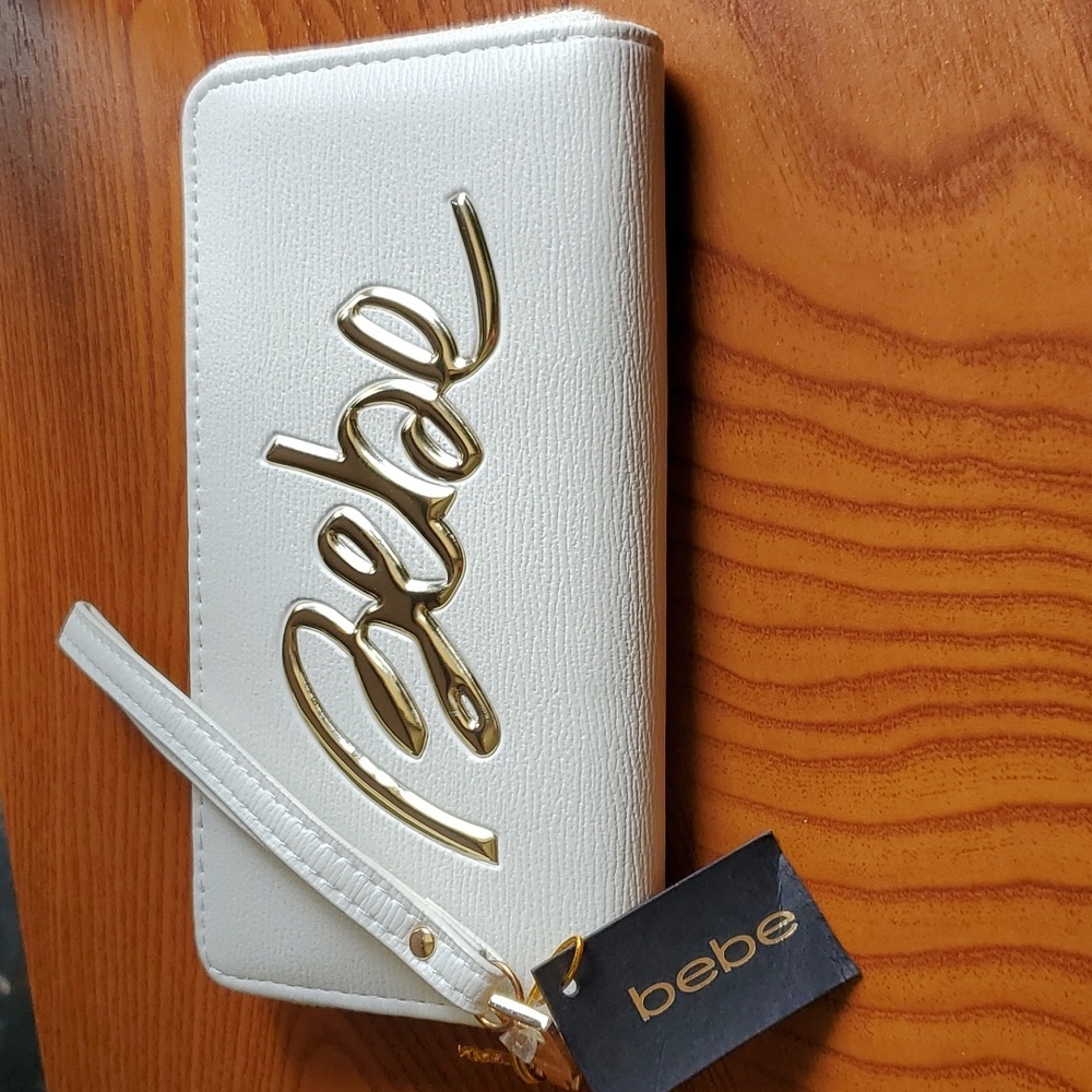 BEBE NWT! Wallet
